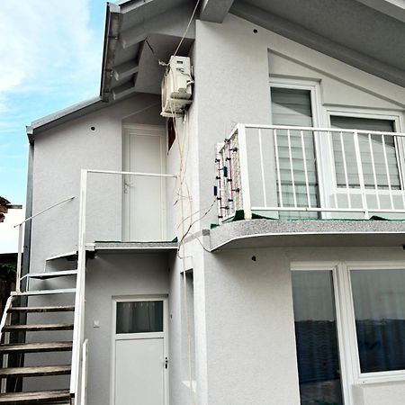 Apartman Sava Ni Kültér fotó