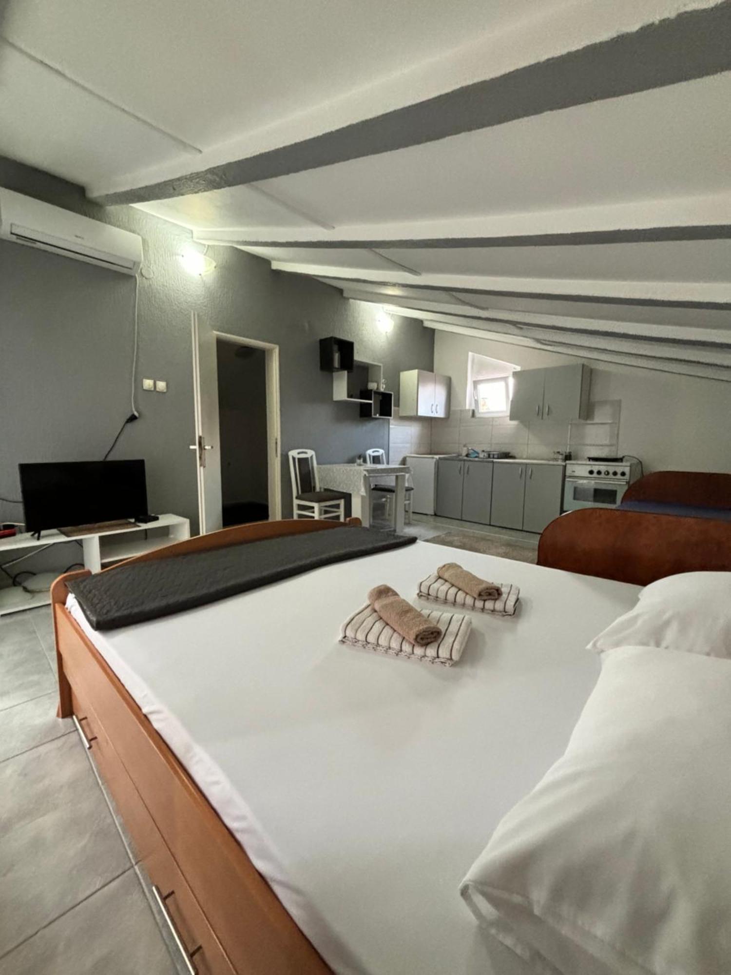 Apartman Sava Ni Kültér fotó